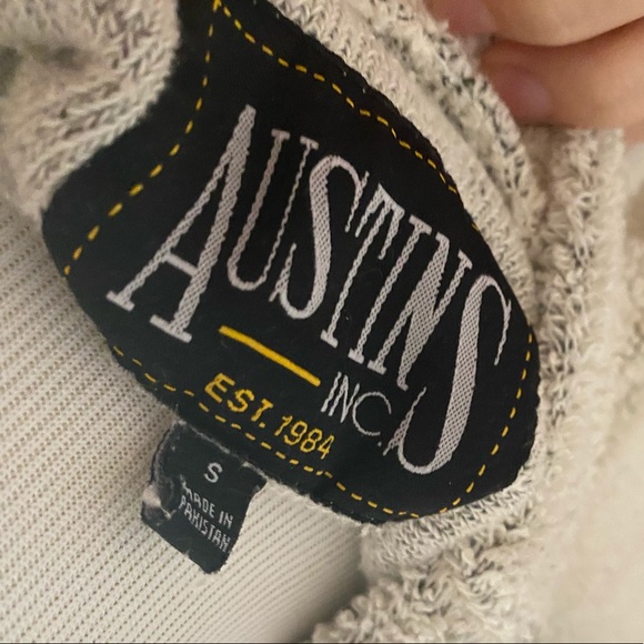 Siesta Key Crewneck - Picture 3 of 3